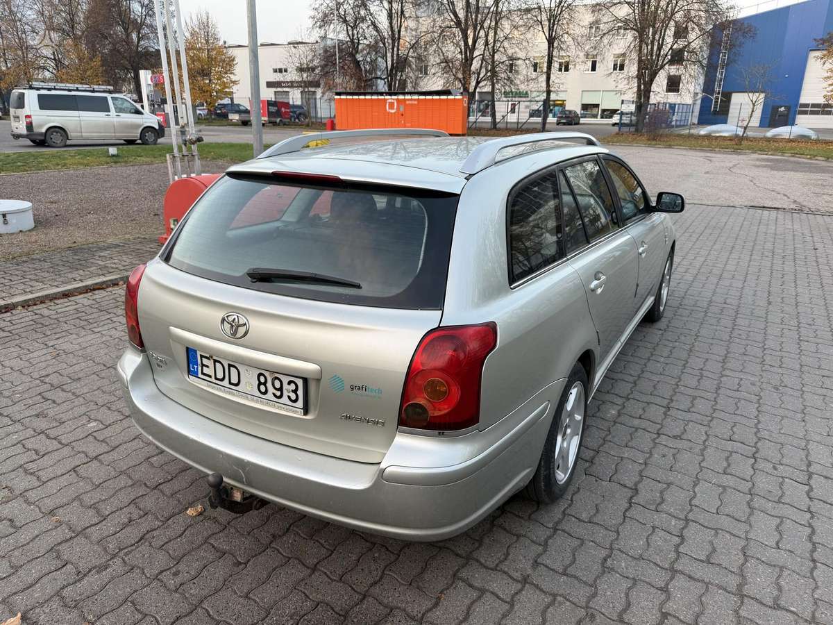 Toyota Avensis 2005 — photo 7