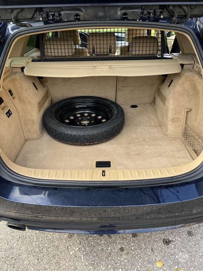 BMW 318 2008 — photo 11