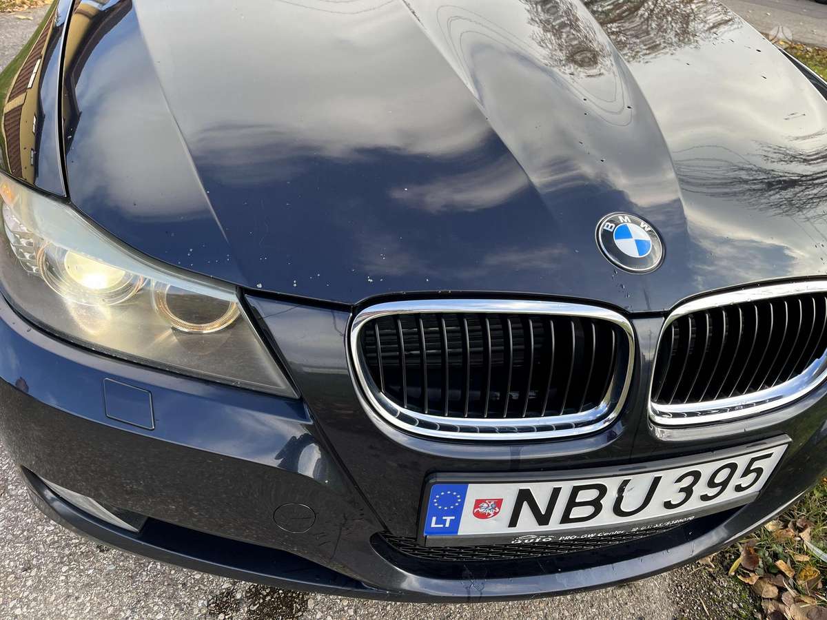 BMW 318 2008 — photo 7