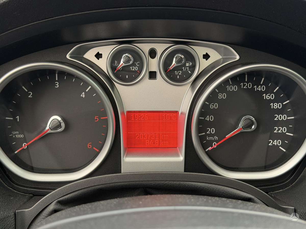 Ford Kuga 2009 — photo 13