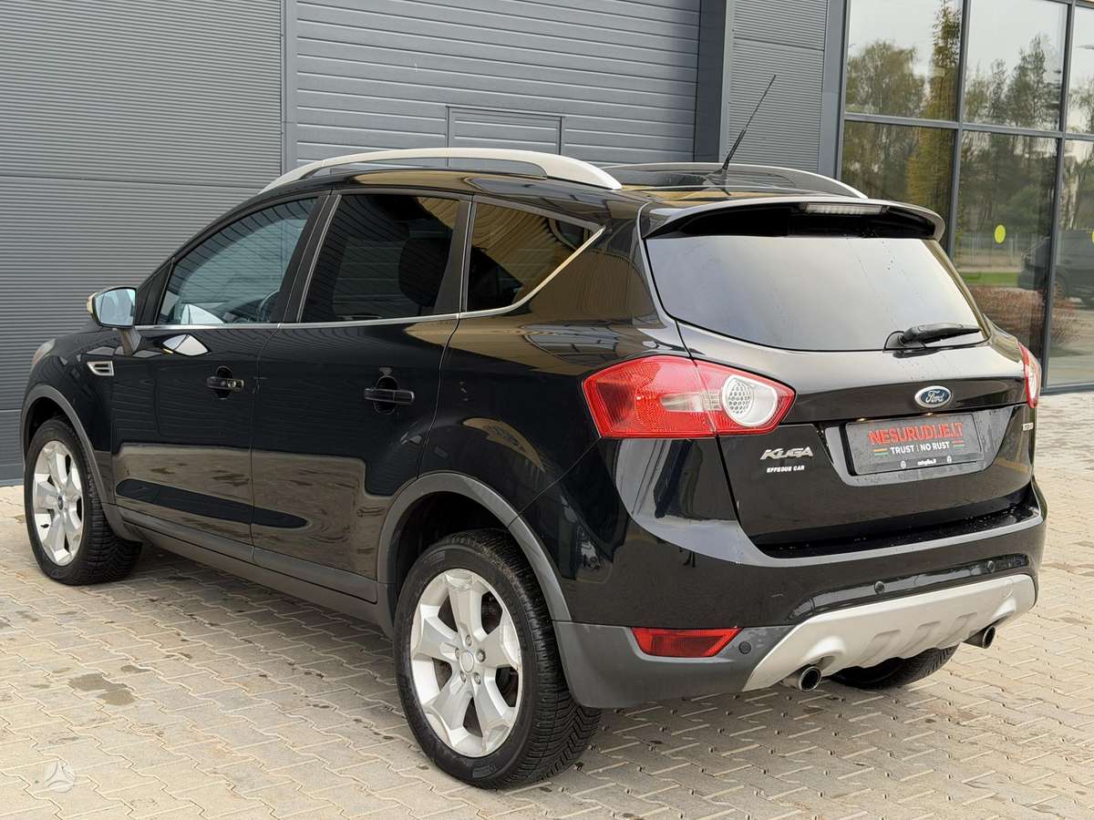 Ford Kuga 2009 — interior