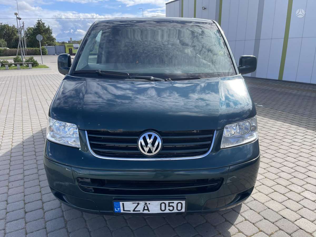 Volkswagen Caravelle 2008 — двигун 2500 cm³, 131 HP (96kW)
