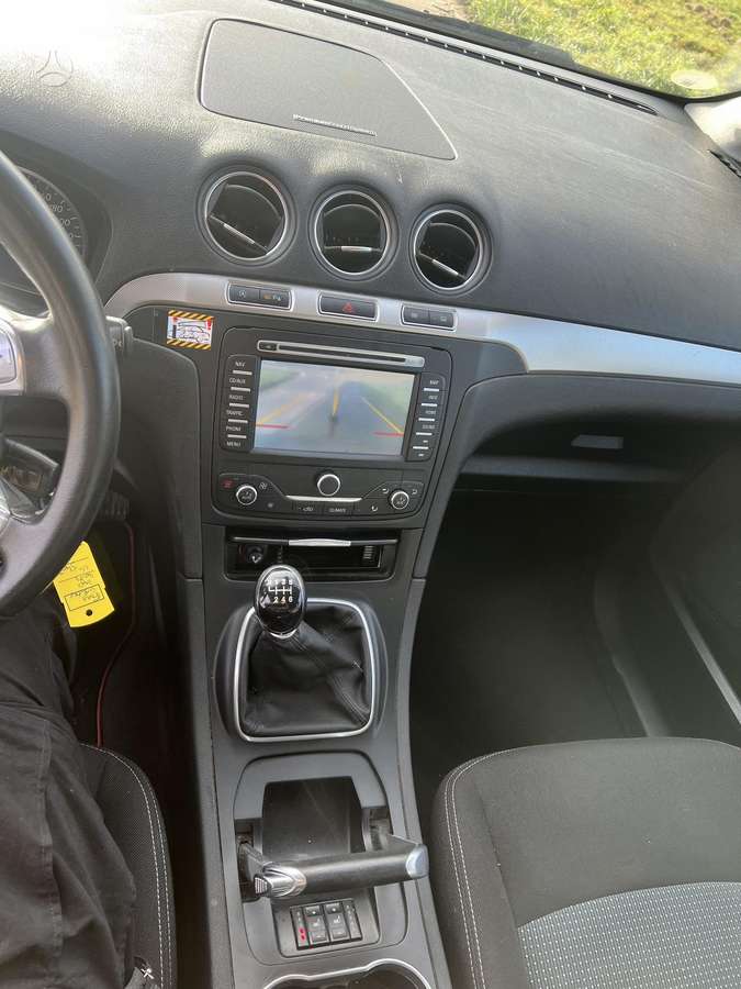Ford Galaxy 2014 — photo 6