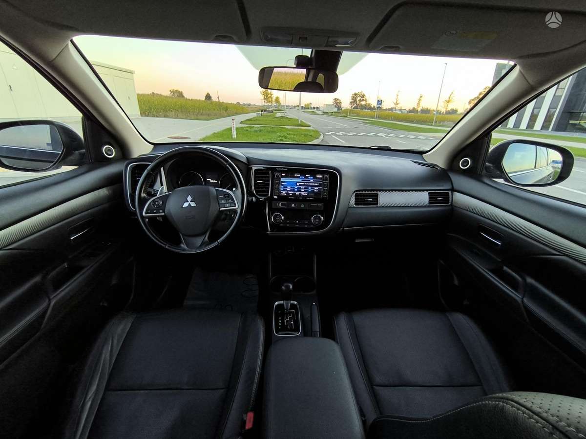 Mitsubishi Outlander 2013 — photo 10