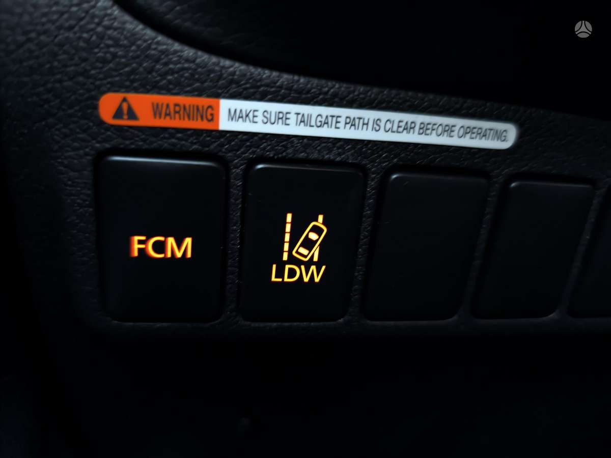 Mitsubishi Outlander 2013 — photo 20