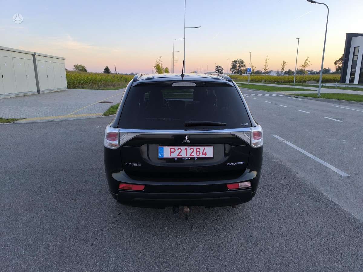 Mitsubishi Outlander 2013 — engine 2268 cm³, 150 HP (110kW)