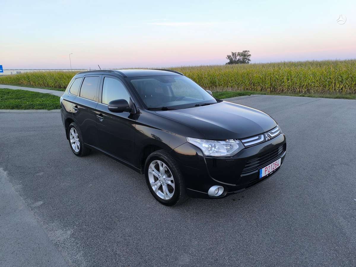 Mitsubishi Outlander 2013 — photo 7