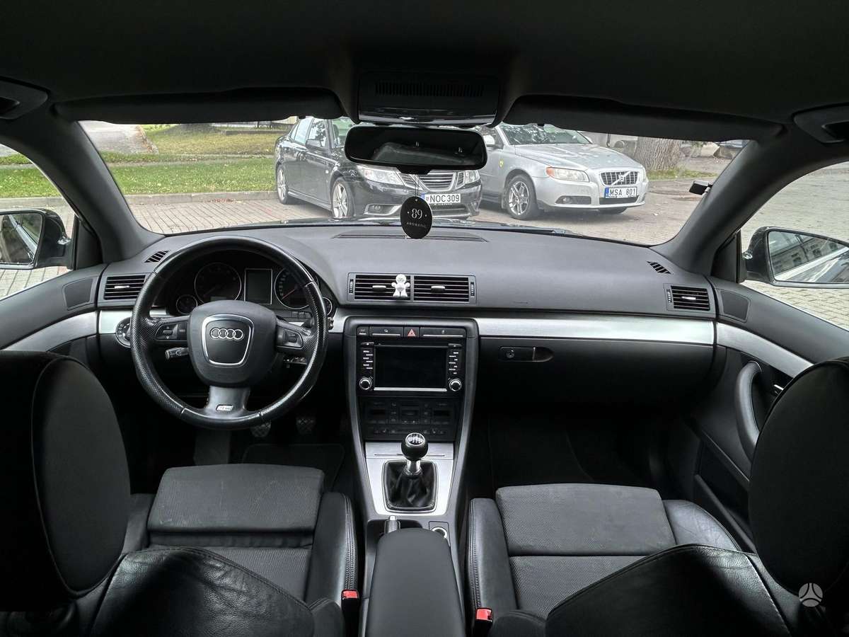 Audi A4 2007 — photo 18