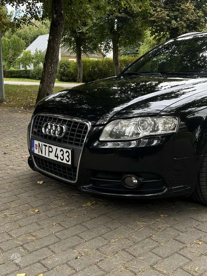 Audi A4 2007 — photo 9
