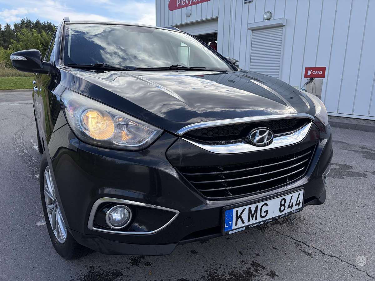 Hyundai ix35 2011 — photo 10