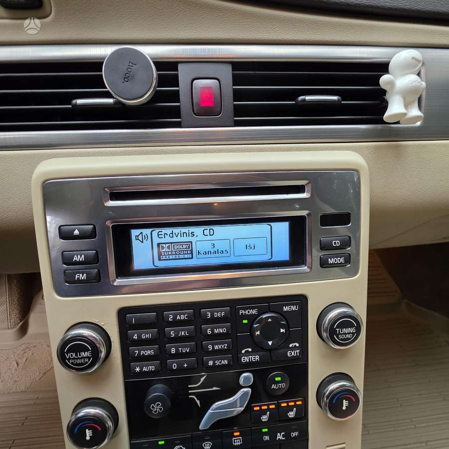 Volvo XC70 2009 — photo 27