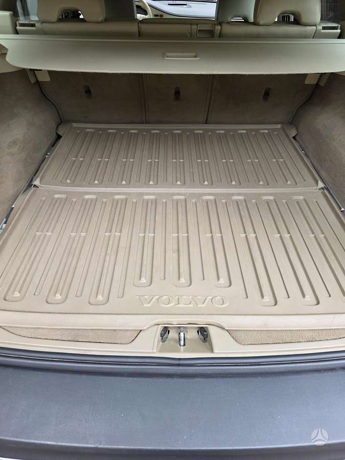 Volvo XC70 2009 — photo 33