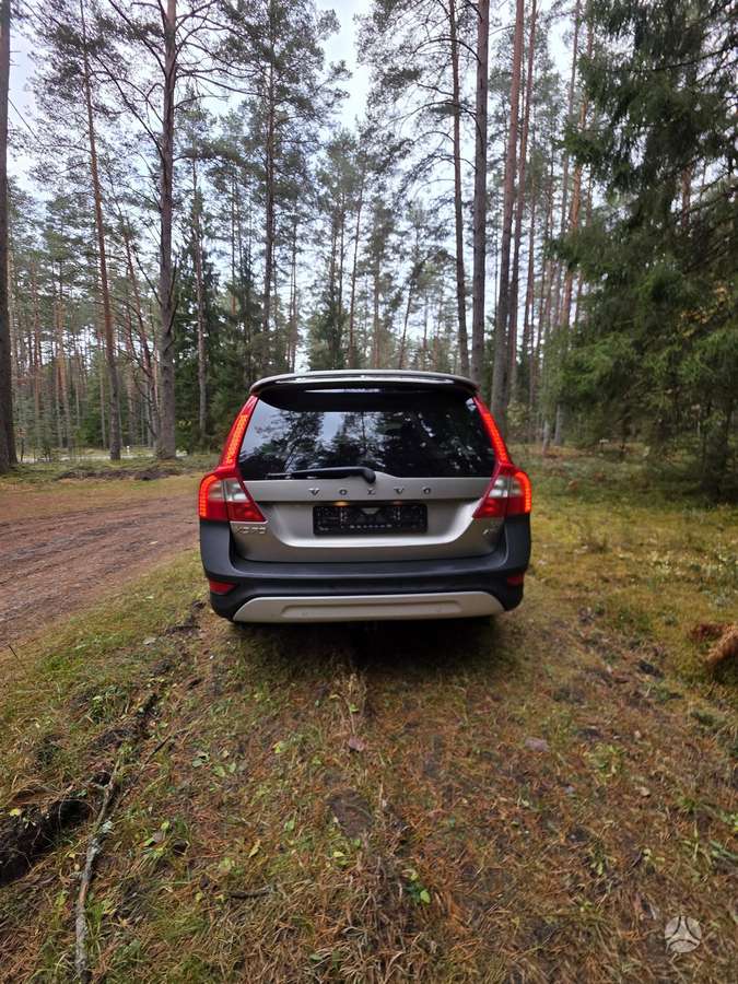 Volvo XC70 2009 — photo 9