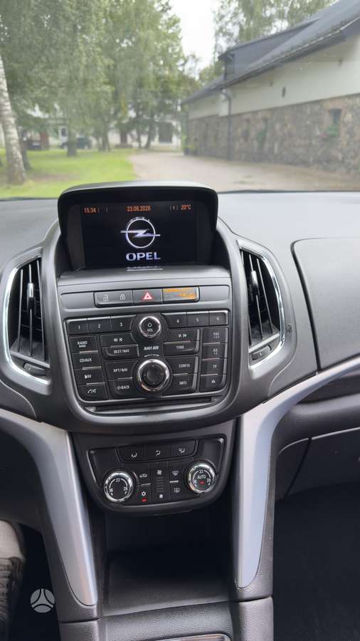 Opel Zafira 2013 — фото 16