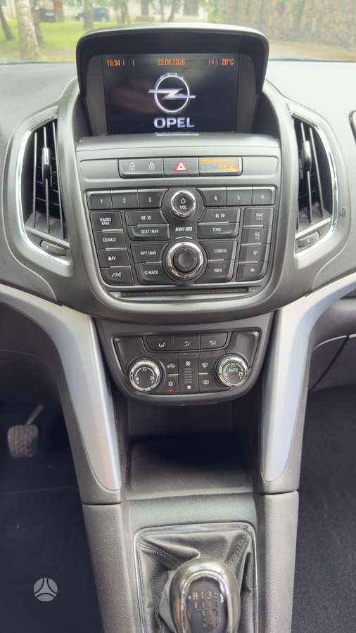 Opel Zafira 2013 — фото 17