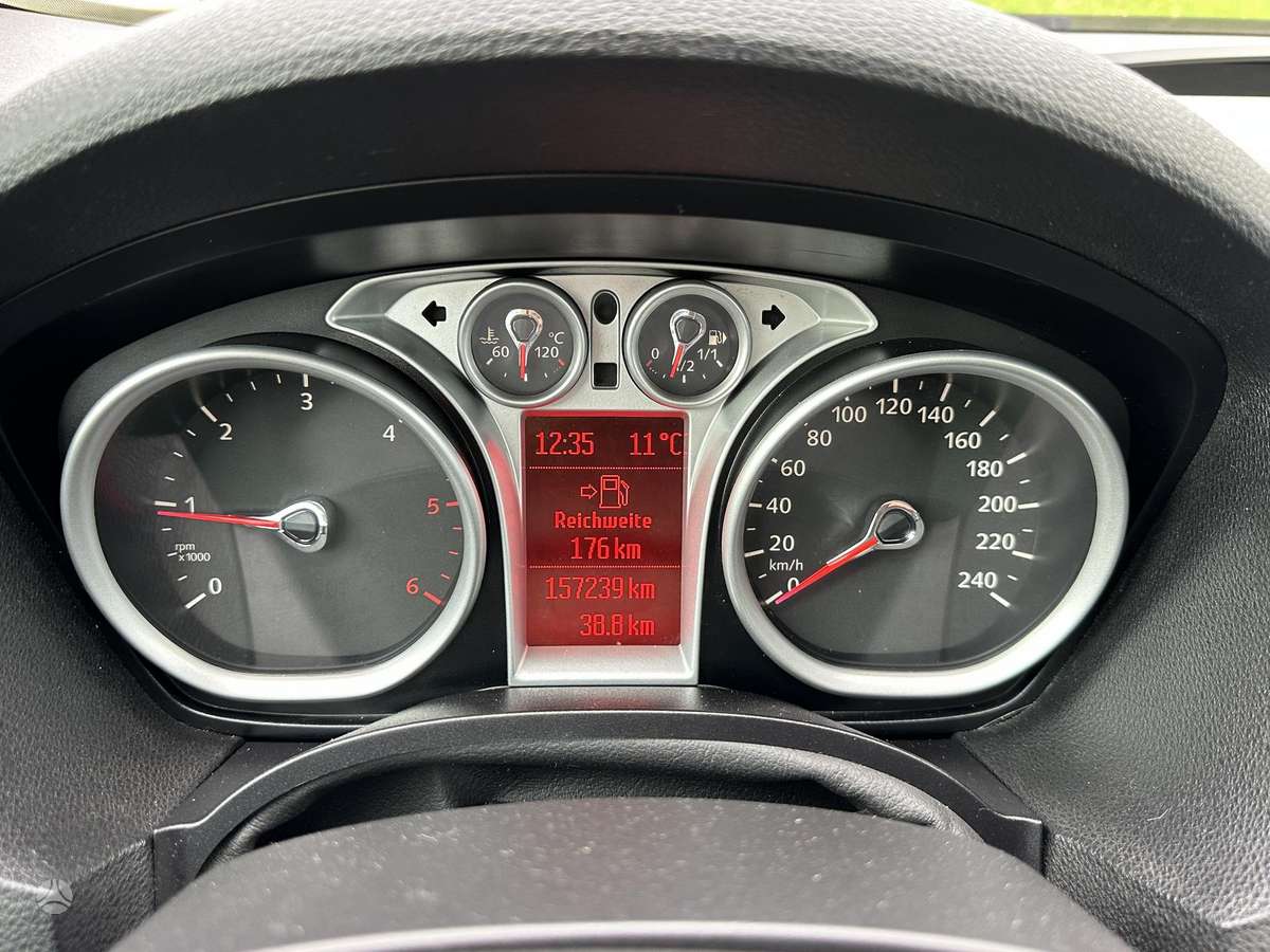 Ford Kuga 2012 — photo 12