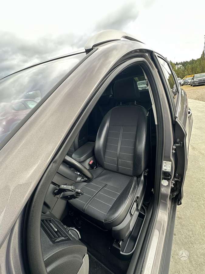 Ford Kuga 2012 — photo 7
