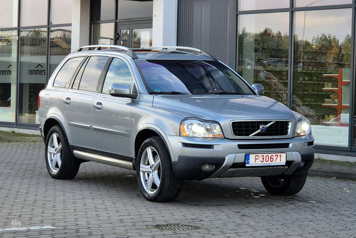 Volvo XC90 2008 — rear view