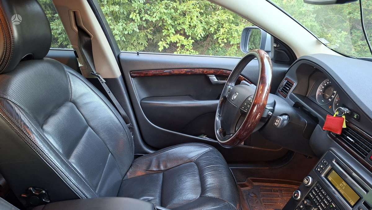 Volvo XC70 2008 — photo 11