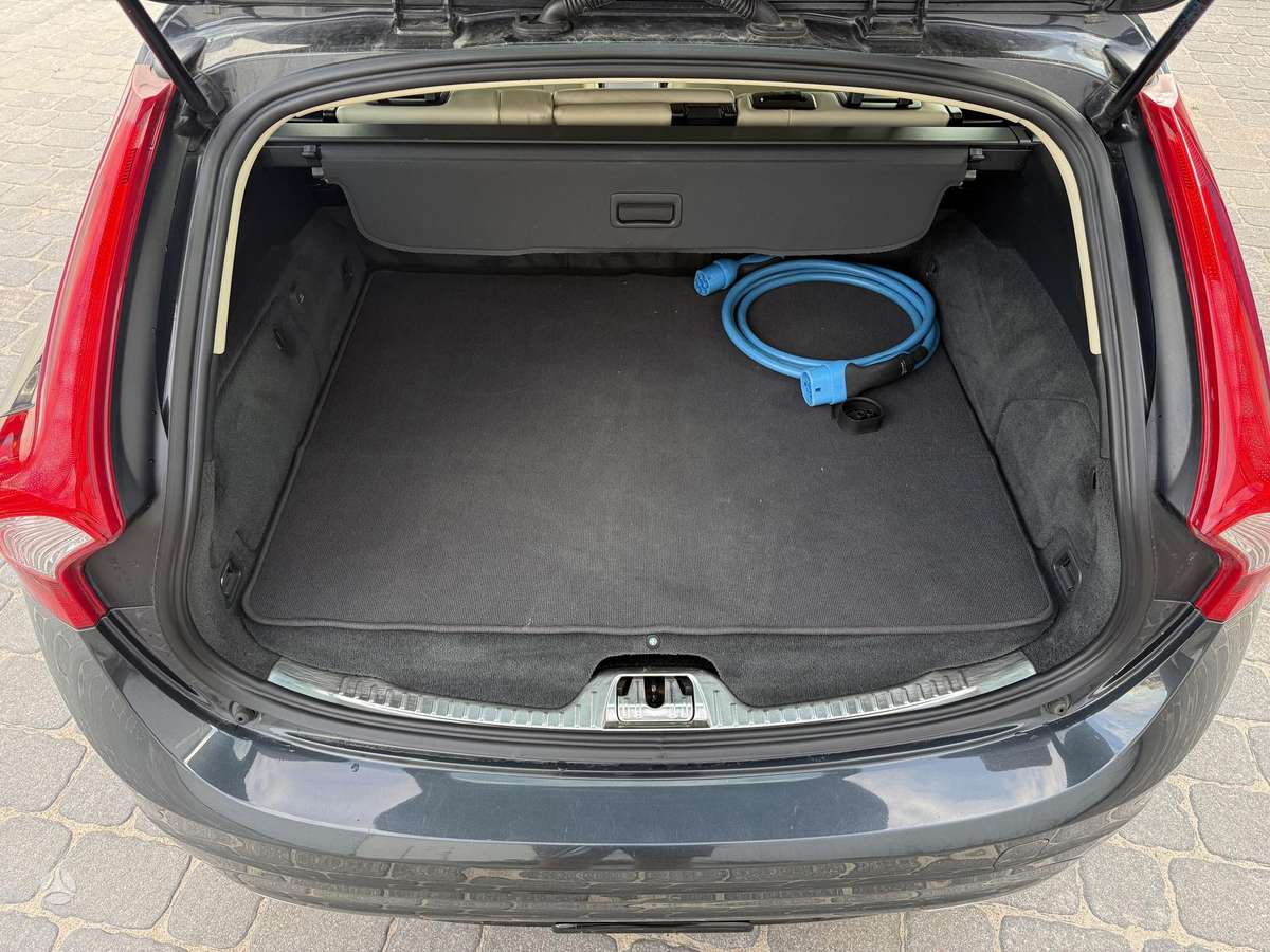 Volvo V60 2013 — photo 9