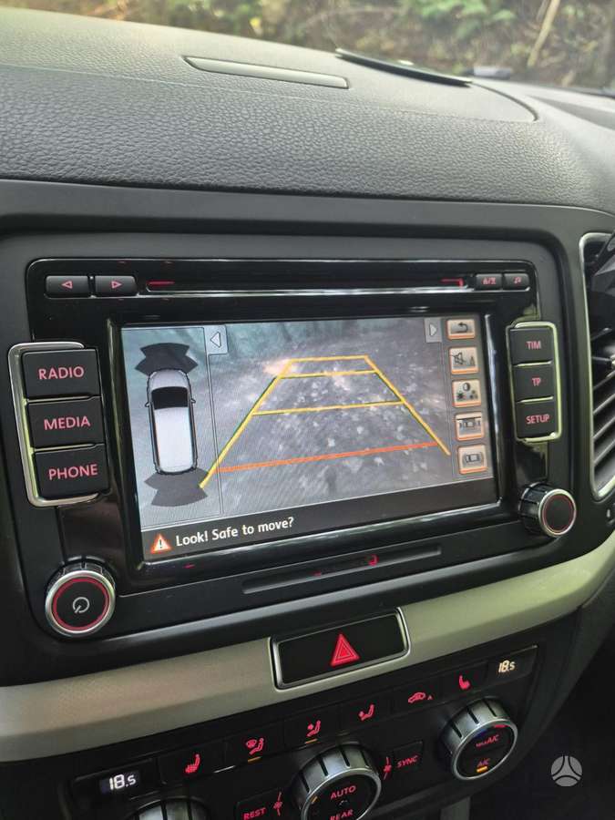 Seat Alhambra 2013 — photo 19