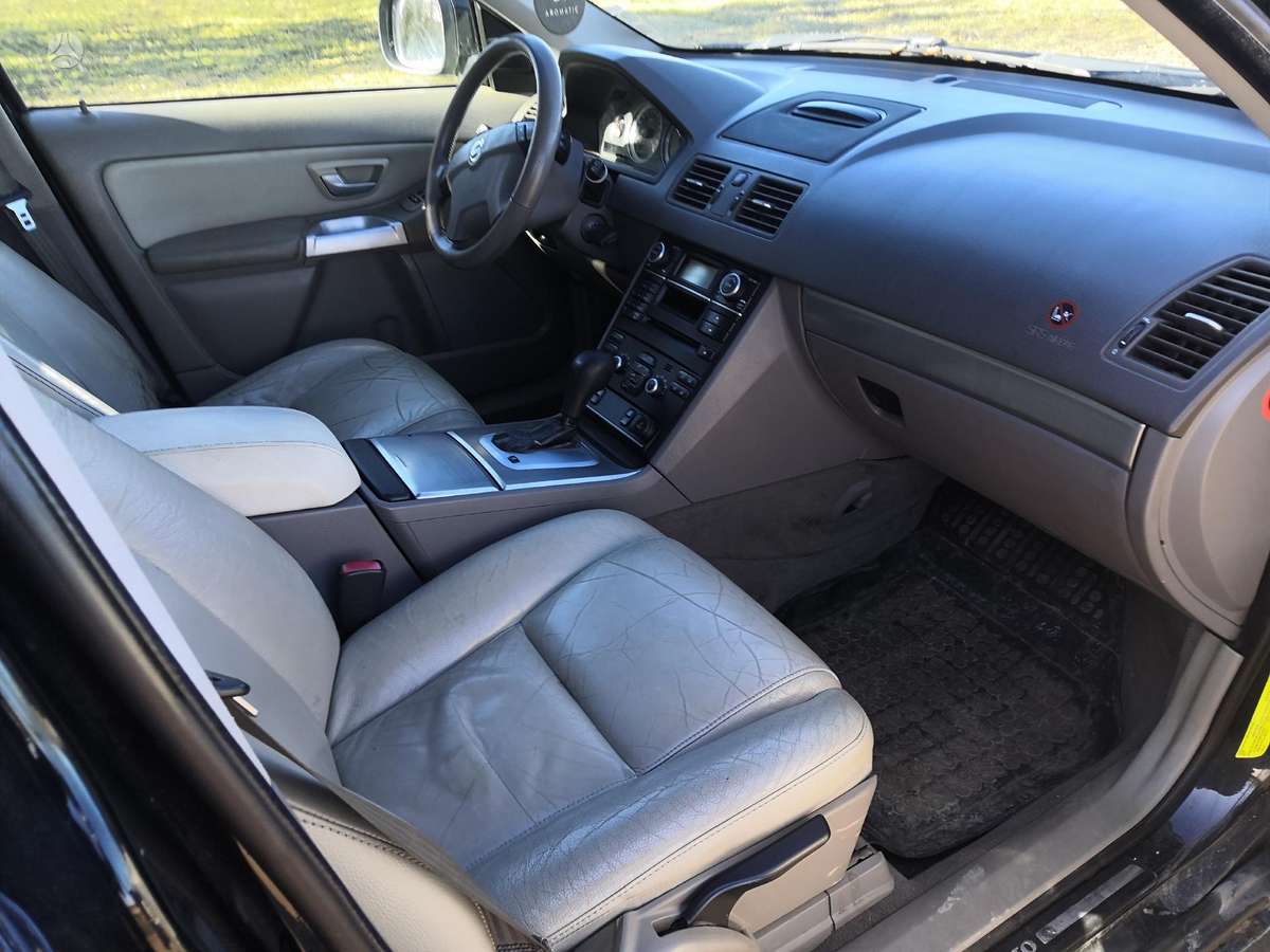 Volvo XC90 2006 — photo 6