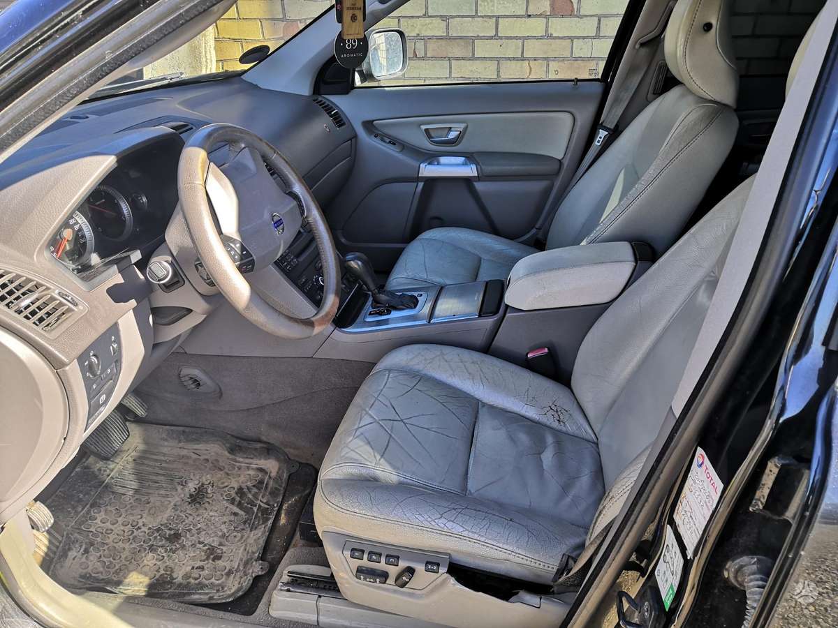 Volvo XC90 2006 — photo 9