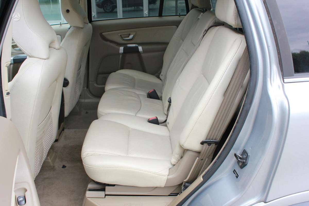 Volvo XC90 2012 — photo 14