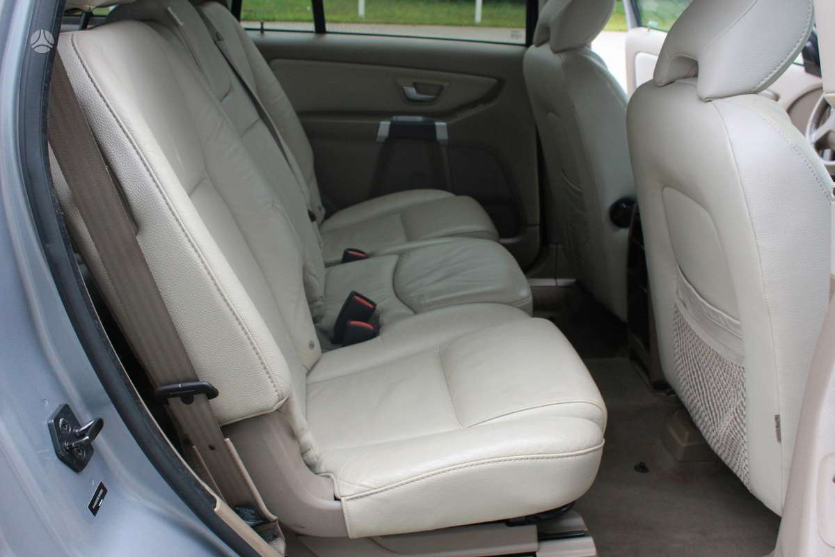 Volvo XC90 2012 — photo 15