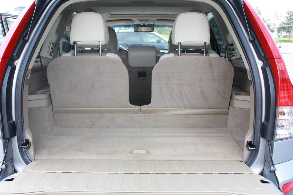 Volvo XC90 2012 — photo 16