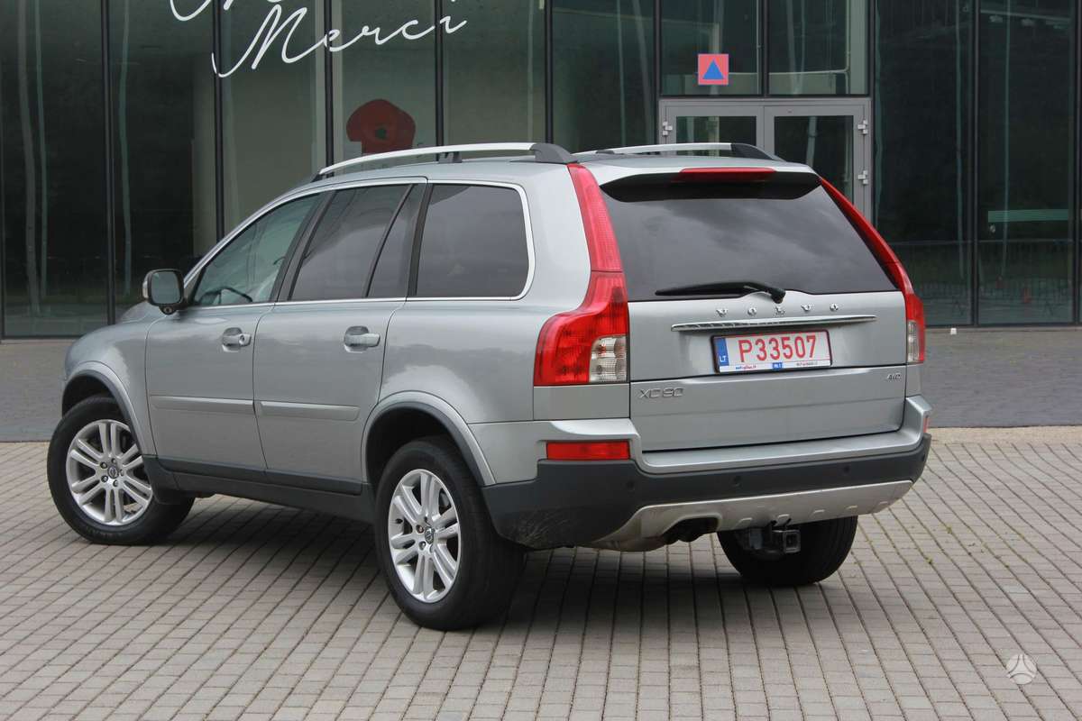 Volvo XC90 2012 — engine 3192 cm³, 243 HP (179kW)