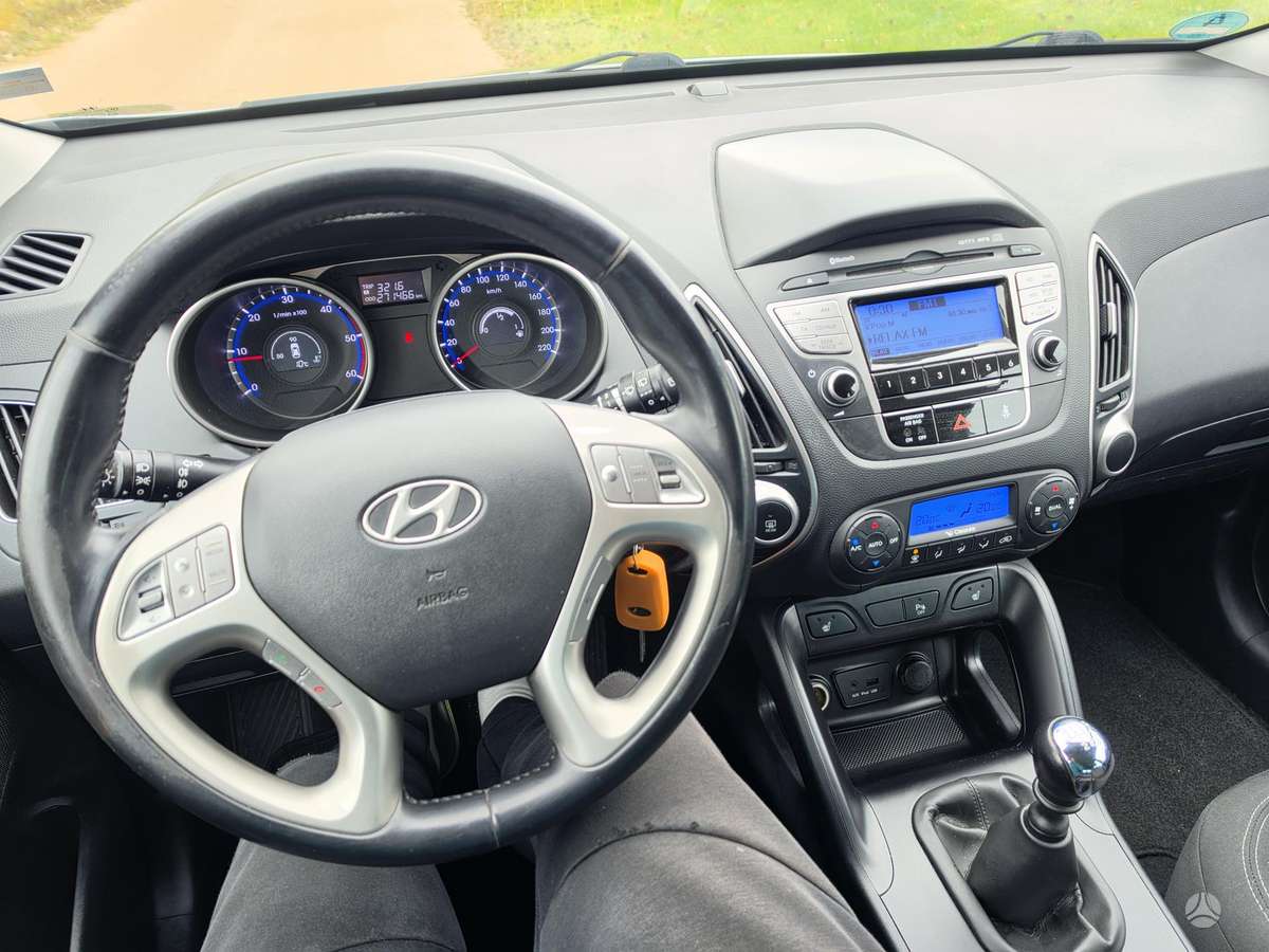 Hyundai ix35 2013 — фото 18