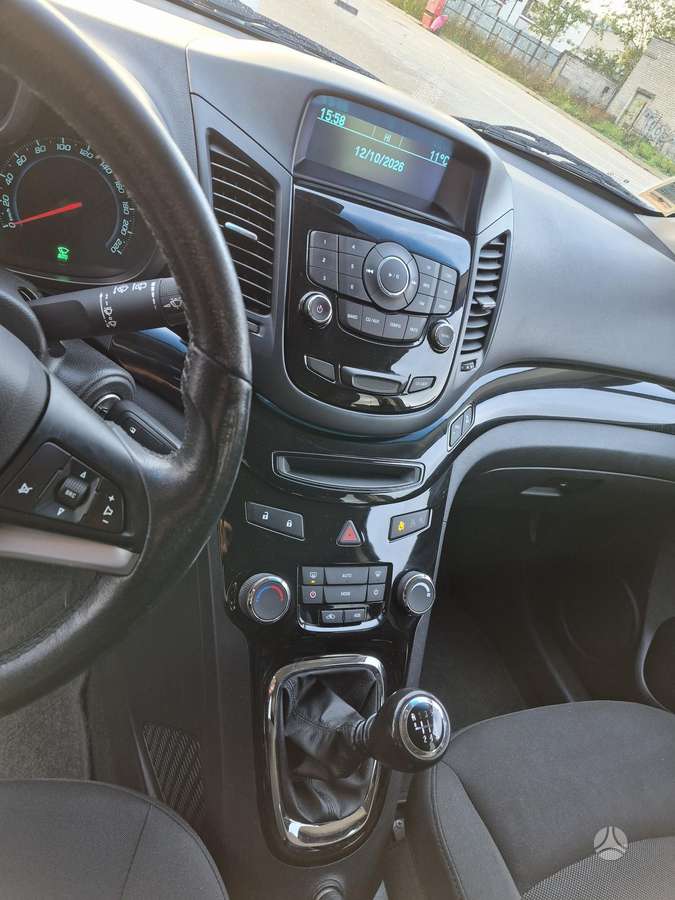 Chevrolet Orlando 2013 — photo 8