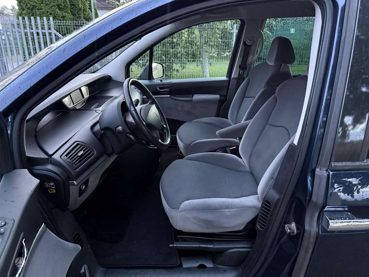 Peugeot 807 2012 — photo 7