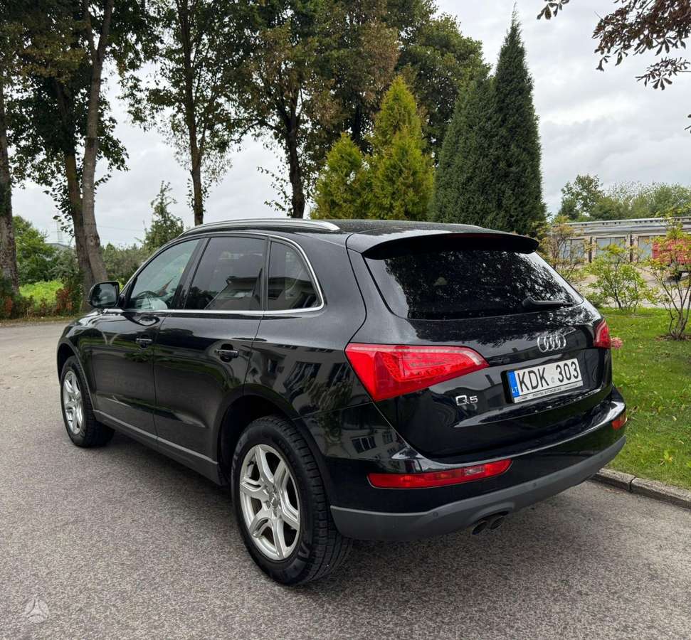 Audi Q5 2010 — photo 17