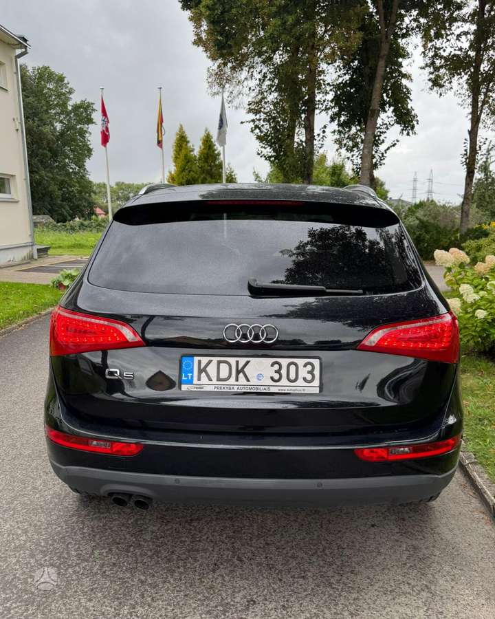 Audi Q5 2010 — photo 18