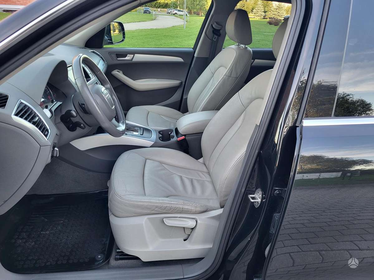 Audi Q5 2010 — photo 22