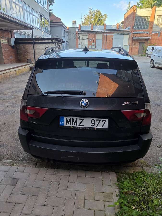 BMW X3 2005 — вигляд ззаду