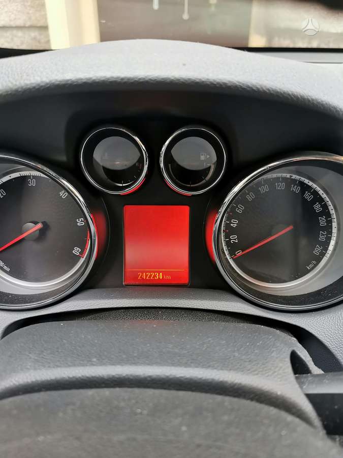 Opel Mokka 2013 — photo 6