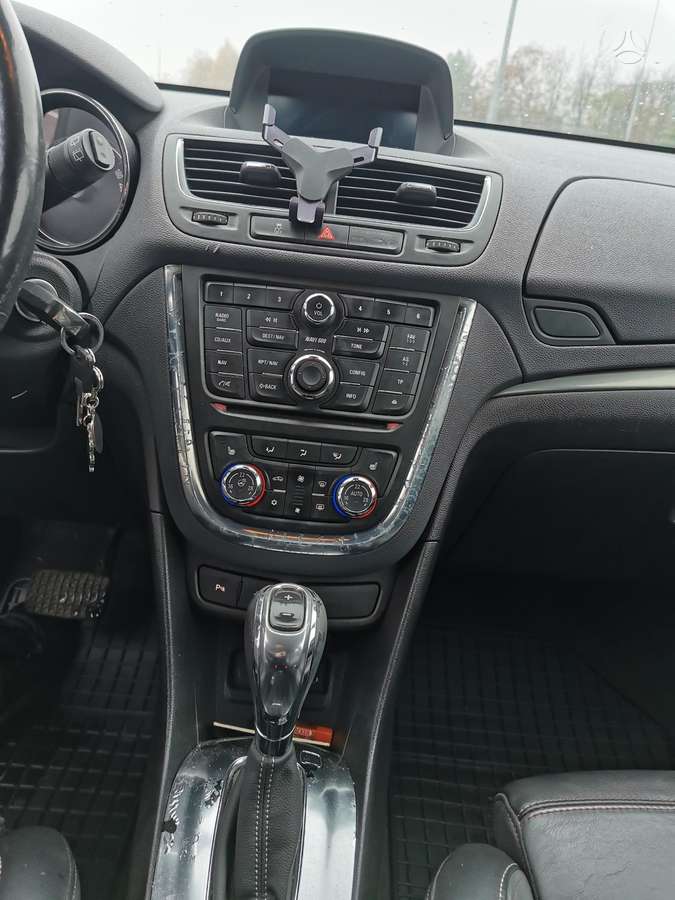 Opel Mokka 2013 — photo 8