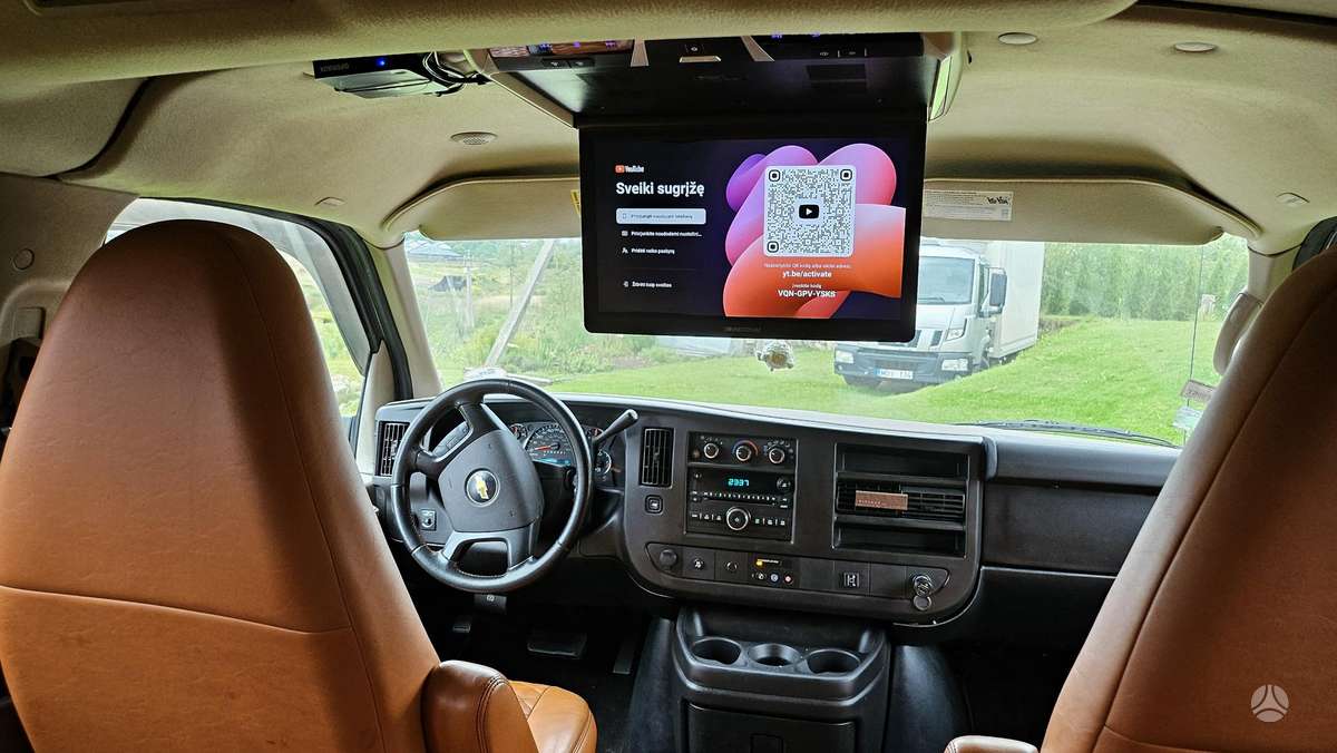 Chevrolet Express 2011 — photo 10