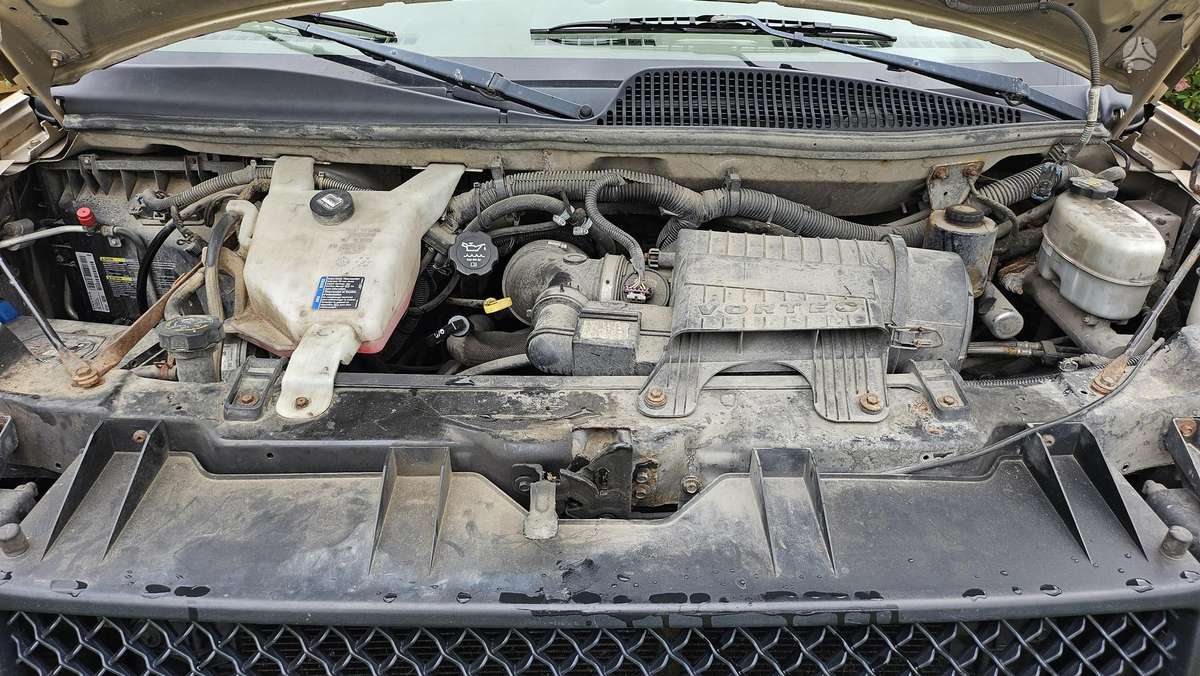 Chevrolet Express 2011 — photo 8