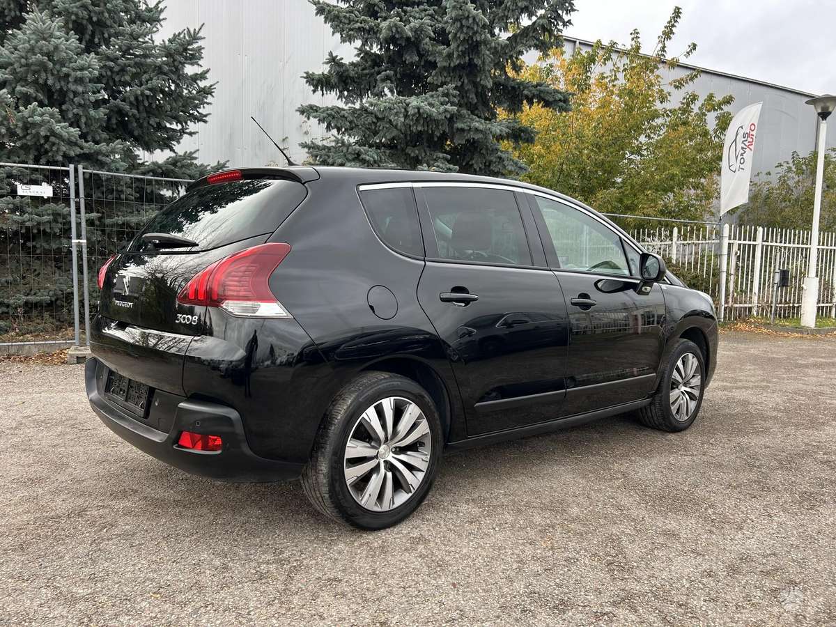 Peugeot 3008 2015 — engine 1560 cm³, 120 HP (88kW)