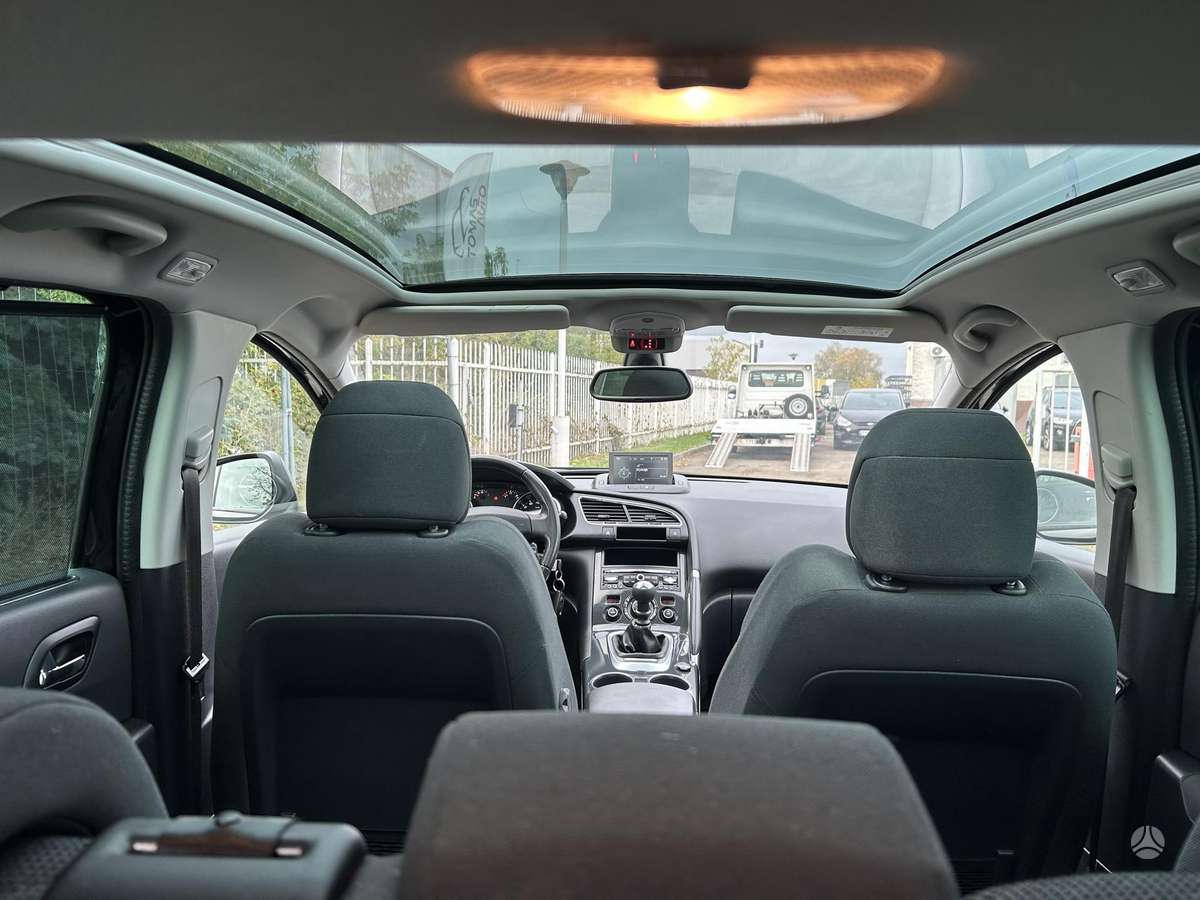 Peugeot 3008 2015 — photo 9