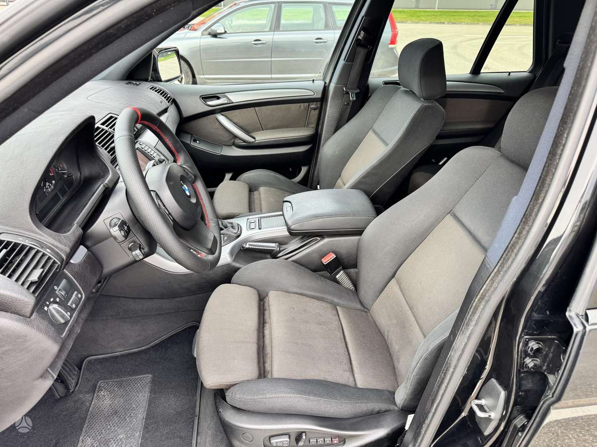 BMW X5 2005 — photo 17