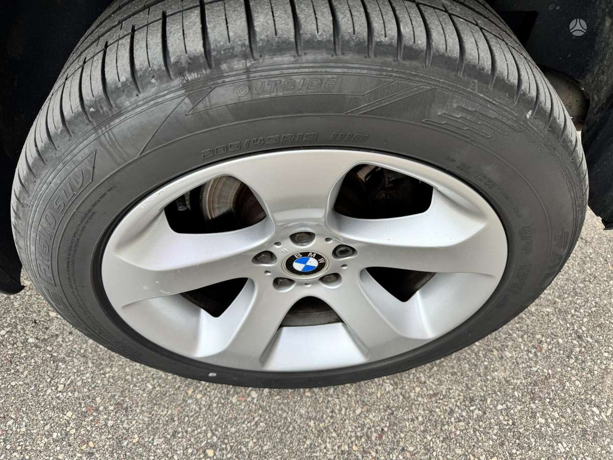 BMW X5 2005 — photo 28