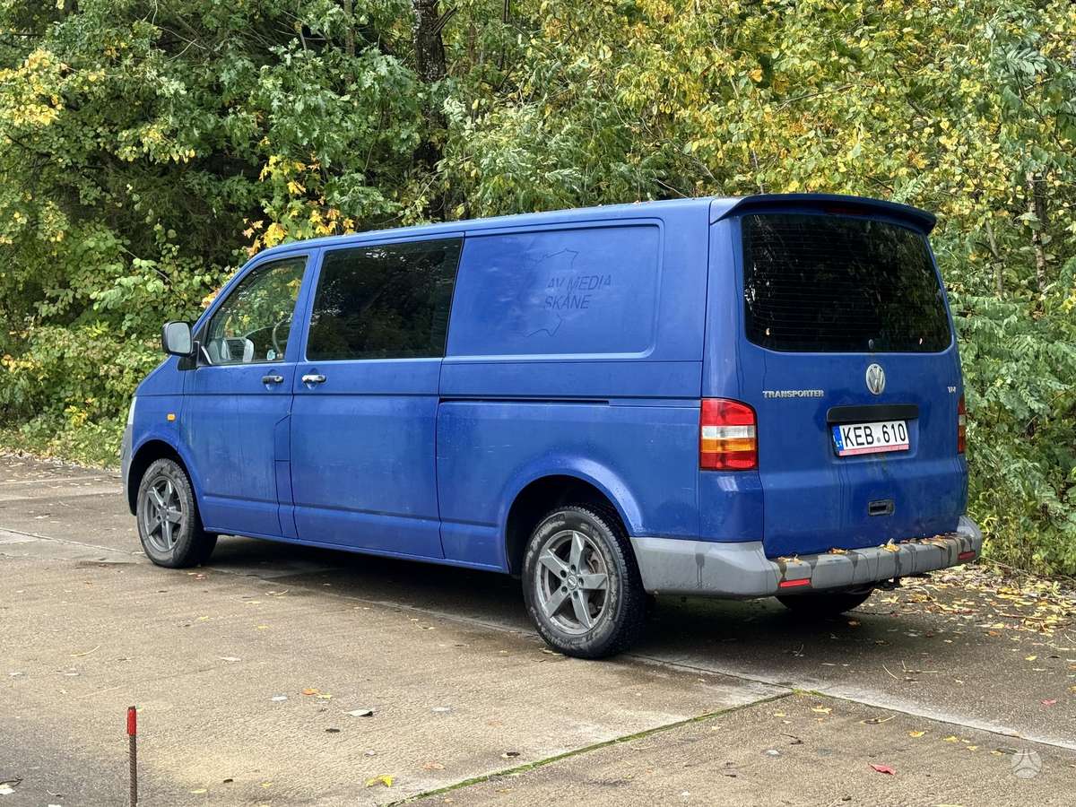 Volkswagen Transporter 2005 — вигляд ззаду
