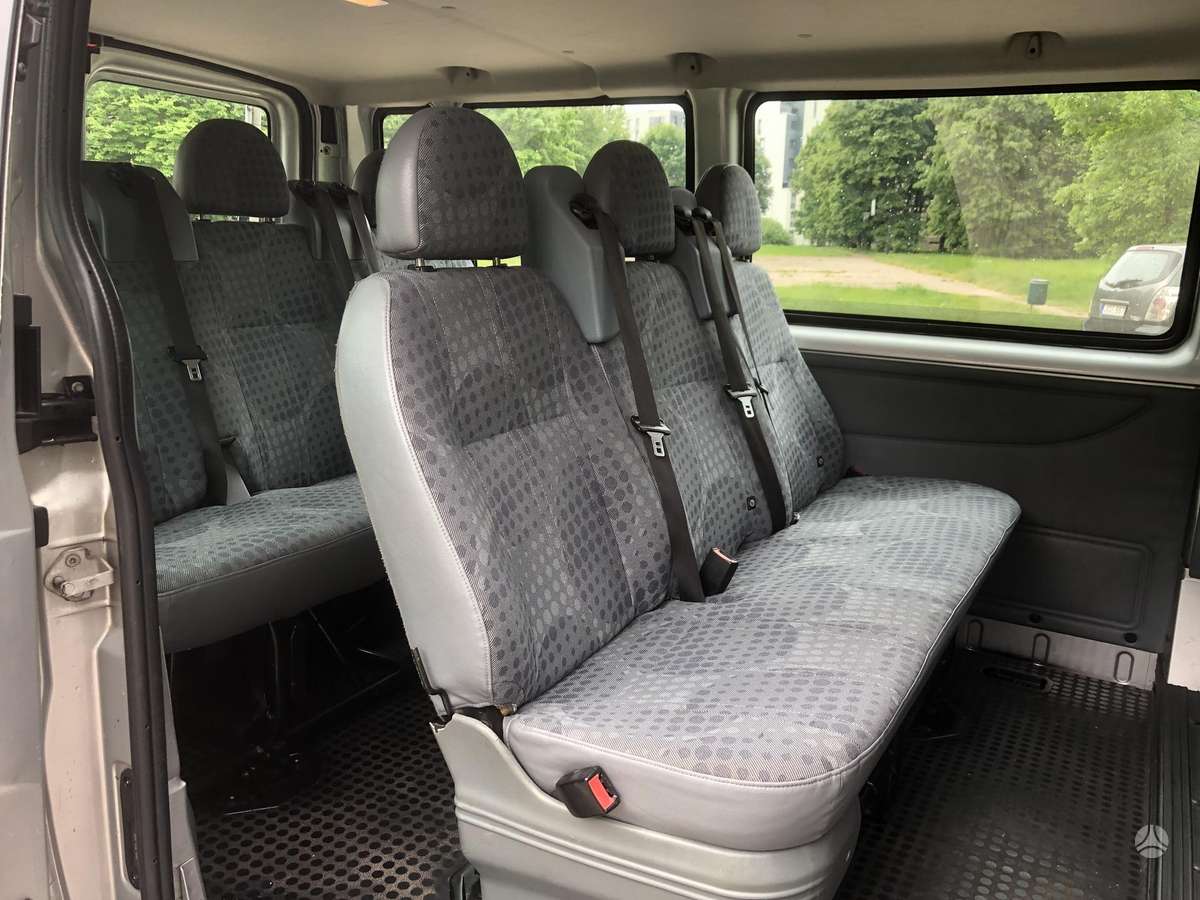 Ford Transit 2011 — rear view