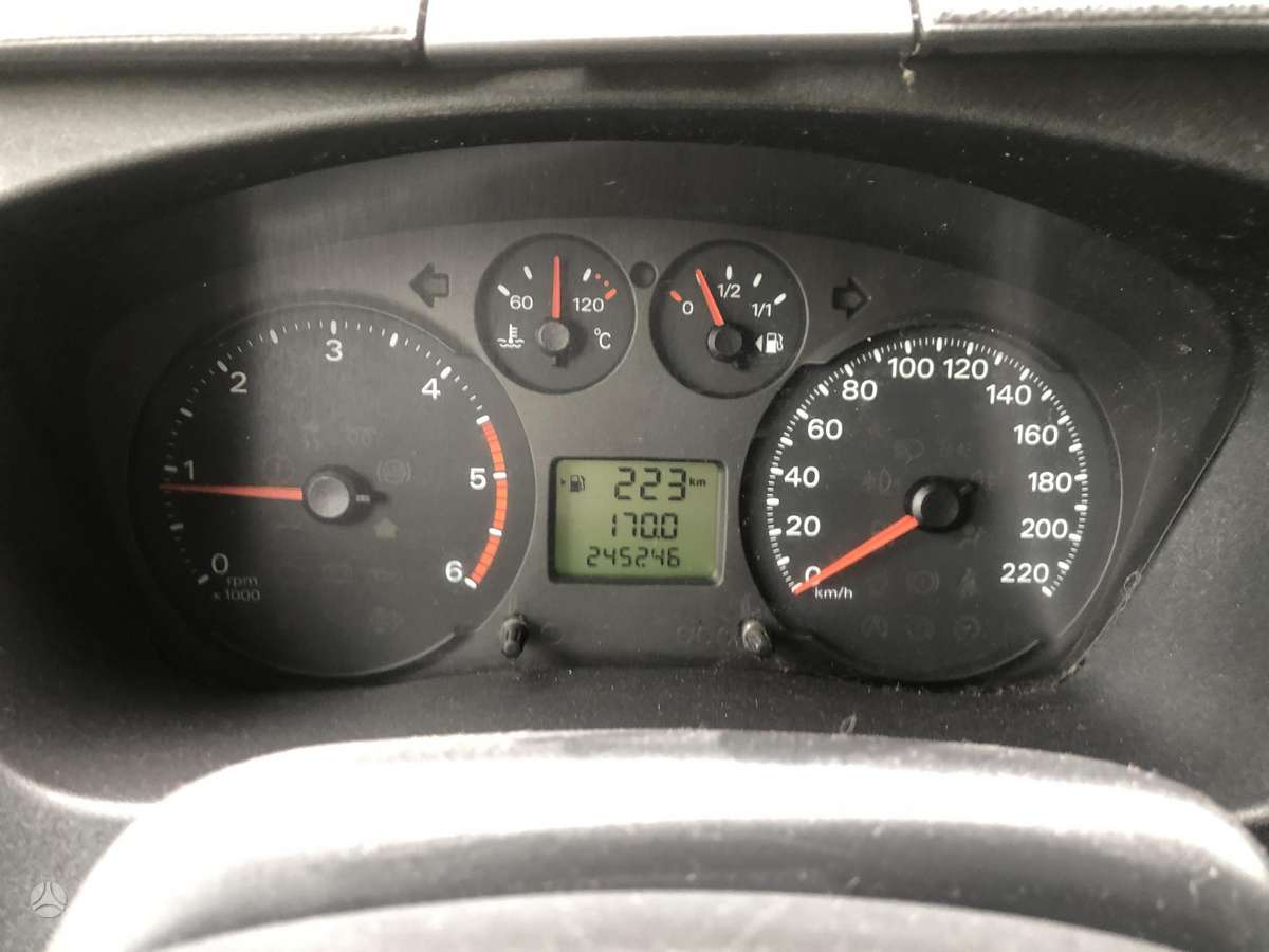 Ford Transit 2011 — interior