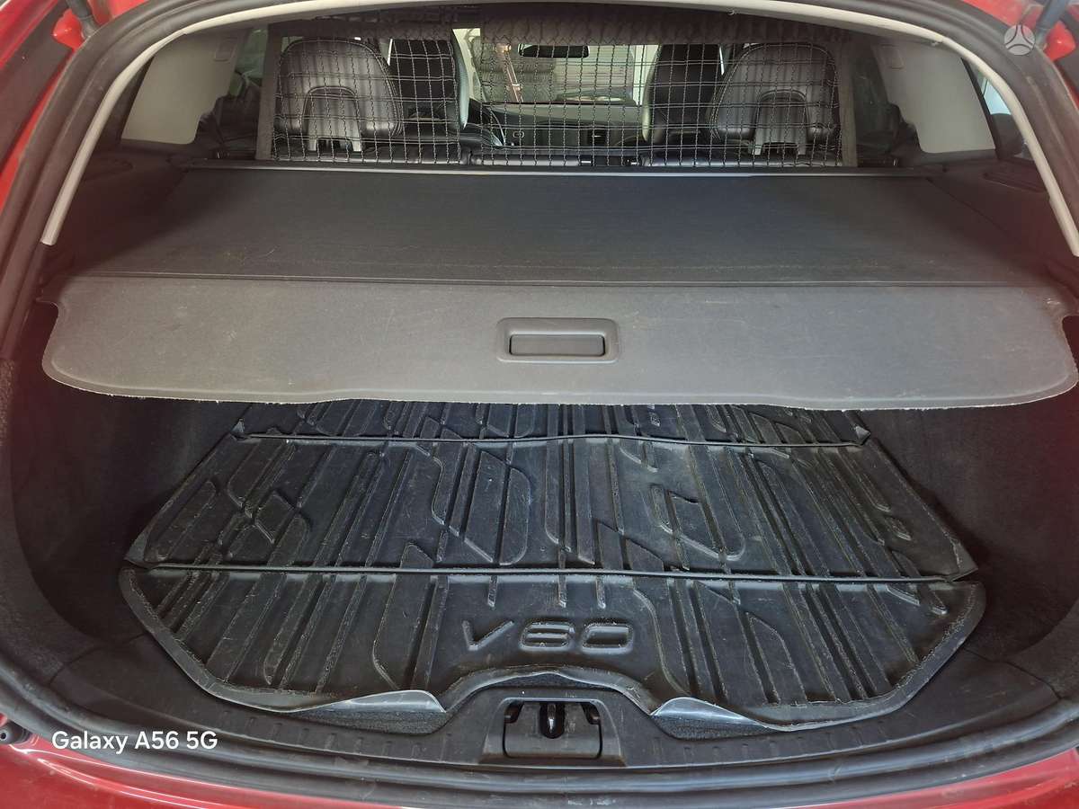 Volvo V60 2012 — photo 14